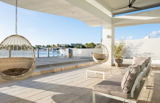 Vistamar Private Waterfront Home Pool - Photo 58