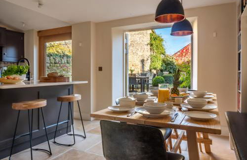 Beautiful grade 2 listed cotswold Stone Cottage - Foto 73