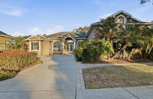 Charming 3BR Oasis Comfort, Pool & Sunshine home - Foto 12