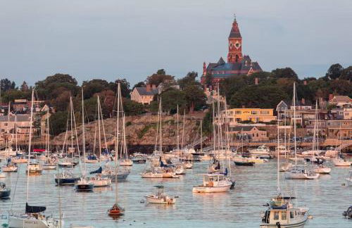 1742 Marblehead Studio|Minutes to Salem|Parking - Foto 25