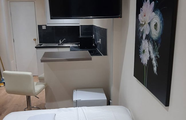 Budget Ensuite Room in Thamesmead - Foto 8