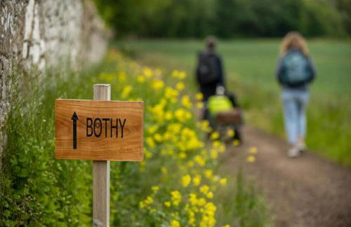 Off Grid Travel at Cambo Estate - Foto 42