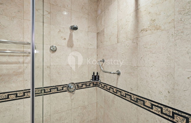 Brassia by Kozystay - Thamrin - Photo 19