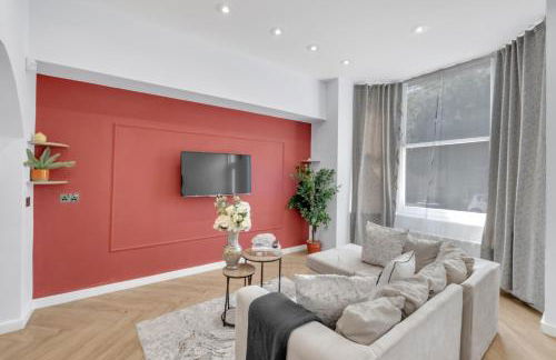 Bella - Central Portsmouth Stay with Pool Table, Close to Attractions - Foto 10