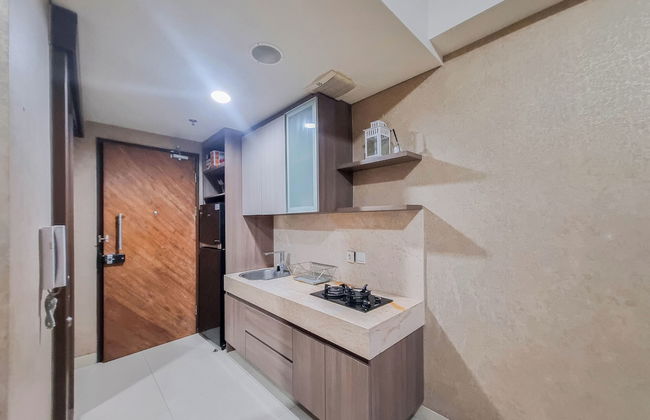 Cozy And Warm Studio Room At Uttara The Icon Apartment - Photo 7