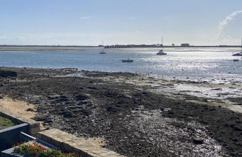 Port-Louis: Appartement T2 avec Terrasse, Parking et Wifi - FR-1-349-159 - Foto 21