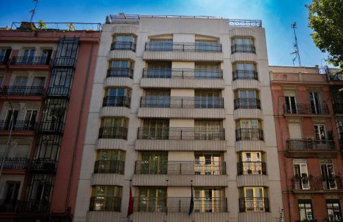 Aparto-Hotel Rosales - Photo 6