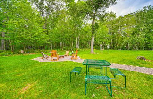 Hayward Home with Private Deck, Fire Pit and Kayak! - Foto 27