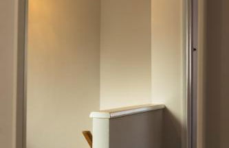 Modern 2-Bed Near Station - Ideal for Relocations & Contractors - Foto 21