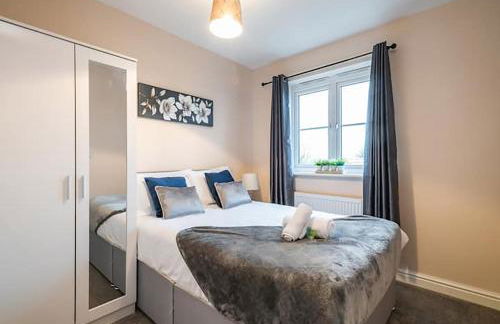 Letto Serviced Accommodation -Sleeps 7 - PE7 - FREE Parking - Foto 7