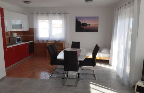 Apartments Ivana with the pool - Photo 40