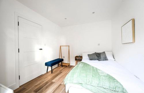 Historic 2-Bed Hideaway Near Hampton Court Palace - Foto 11