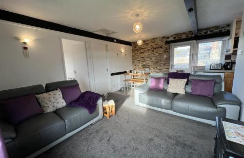 Hop Loft-Barn Conversion, with access to Pool & Hot Tub-at Fox Valley Cottages - Foto 19