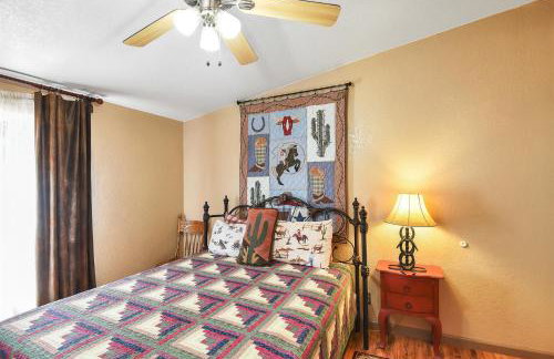 The Ponderosa Scenic Forest Views Fire Pit BBQ Pet-Friendly Now with Wi-Fi - Photo 26