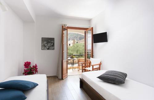 Venetia Apartments - Photo 30