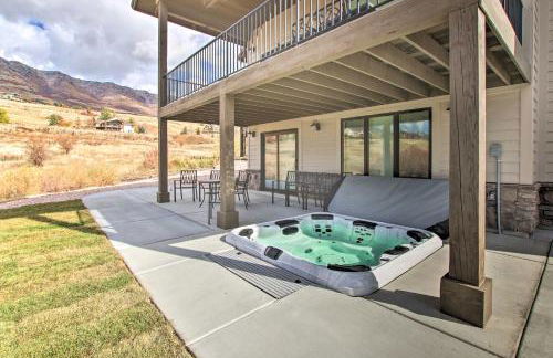 Scenic Eden Gem with Hot Tub about 6 Mi to Ski Area - Foto 32