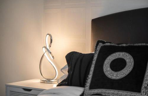 Cityfront Luxe Apt Near City Centre Facing Etihad & Coop Live, Free Parking - Foto 8