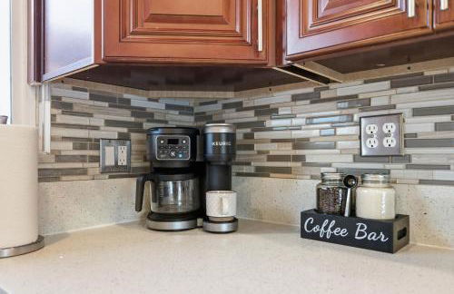 Dog Friendly Home Near the Beach with Grill, Fire Pit, Enclosed Backyard - Foto 61