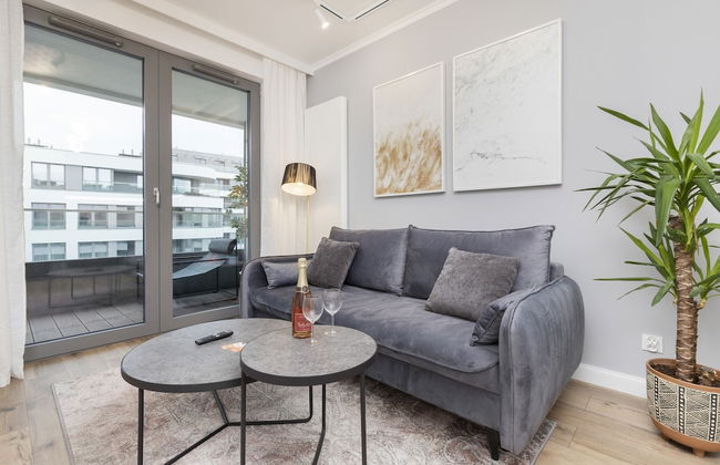 Gdynia Flat Władysława IV by Renters - Photo 8