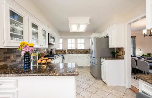 Houston Escape Heated Pool Cabana & Game Room - Foto 7