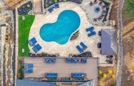 Black Bear Lodge by Avantstay Lakefront, Dock, Pool, Theater Sleeps 20+ - Foto 102