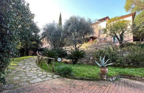 Awesome Home In Quiesa - Foto 14