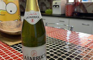 Linda Casa com Piscina e Edícula Gourmet Ouro verde - Foto 27