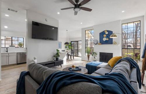 The Bonnie - 5 Bed Near Everything - Photo 1