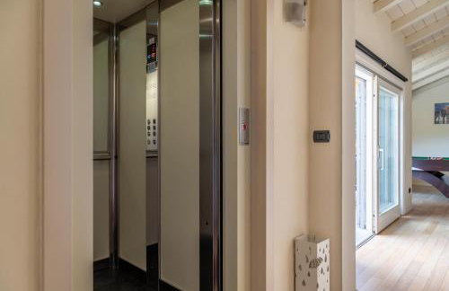BolognaCentro 9 People Loft Private Lift and Terrace - Foto 45
