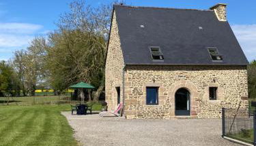 Charmant Gîte dans la Baie du Mont Saint-Michel - Photo 4, Garden