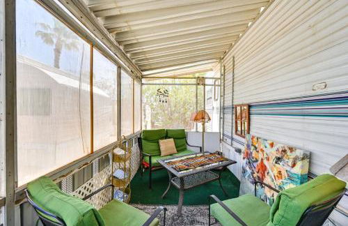 Yuma Getaway with Pool Access, 5 Mi to Lutes Casino! - Foto 18