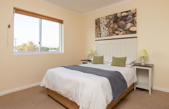 Ocean Shores - Photo 3