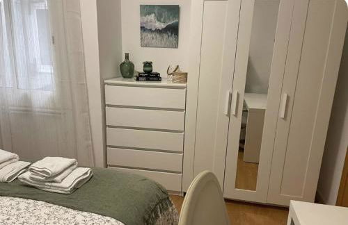 Alojamiento espacioso ideal para visitas en grupo - Photo 11