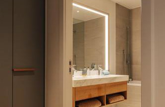 LUXURY 3 Bed 3 Bath Apartment in Central London - Photo 49