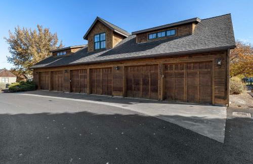 New Build Walk to Sisters Arcade Peloton Fire Pit - Foto 50