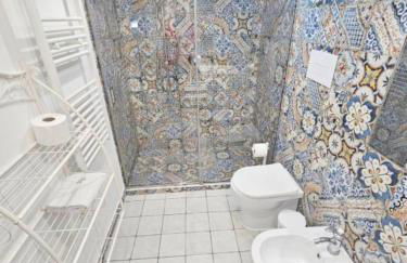 SUITE AND RELAX TINA a 2 passi dal centro e al foro italico - Foto 13