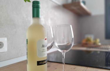 Seascape pool, air con, view, adult only - Foto 11