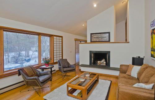 Amherst Woodland Escape - Foto 1