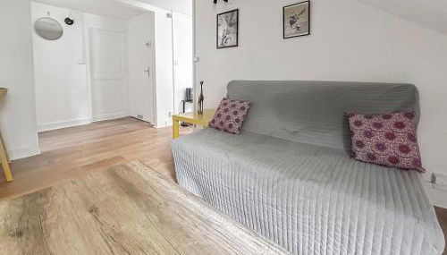 Charmant studio - vue parc- proche transports - Foto 3