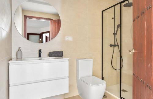 Dream Stay! 15 Guests, Big Pool with Heating Option at Extra Cost, Sea view! - Photo 2