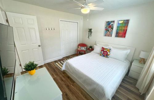 NEW - Amazing Sunshine - Up 6 Guests-Private Backyard - Foto 7