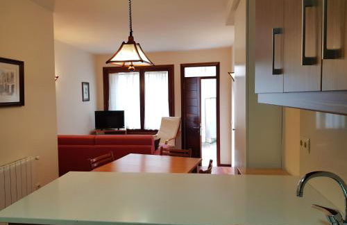 Can Marxant, céntrico, servicios al lado y cruce de senderos - Foto 6