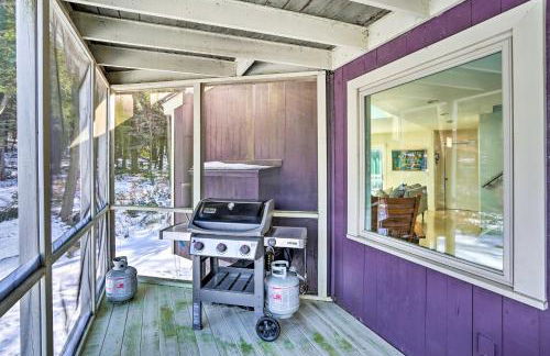 Lakefront Otis Home with Stunning Views and Boats! - Foto 36