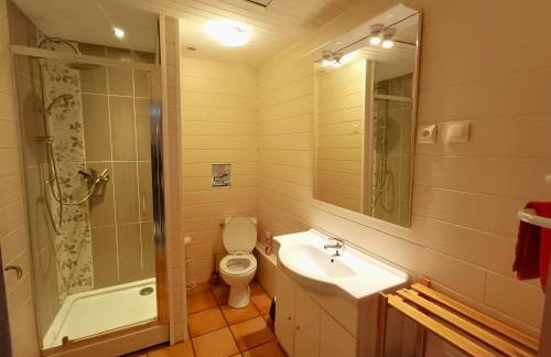 Gîte Ha-Py Chalet - Foto 23