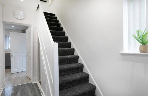 Nottingham Top Serviced Home - Chayil Experts - Foto 31