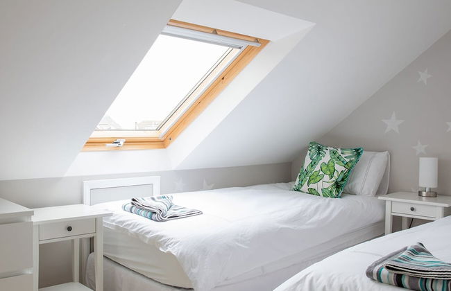 Tranquil Family Retreat 5 min to Beach Garden - Photo 37