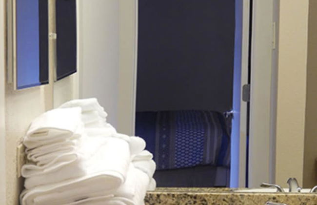 Fabulous Pristine Park Side Townhome - Foto 13