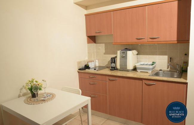 Spacious Sea View Apartment - Photo 13