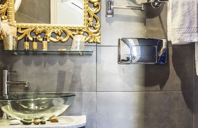 Vaticano Julia Luxury Rooms - Photo 17