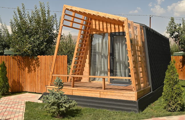 Hidden Garden Resort - Photo 13